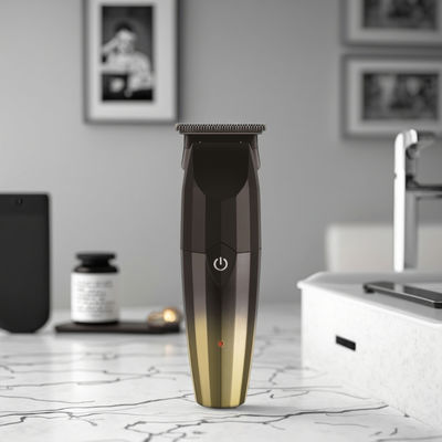 220~240V電源、5W出力、2時間充電のプロ仕様ヘアカッター。効率的なヘアトリミングに。