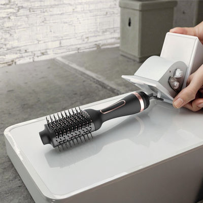 双電圧多機能ヘアドライヤー 簡単にスタイリングするために円筒筒付きブラシ